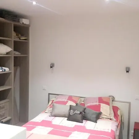 Appartement Allee Des Merles